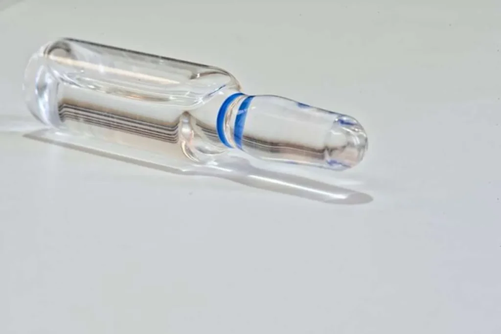 اکساندرولون چیست و چه فواید و عوارضی دارد؟ کاربرد ها در پزشکی و بدنسازی-پارسی پودر معتبر ترنی فروشگاه مکمل بدنسازی در ایران