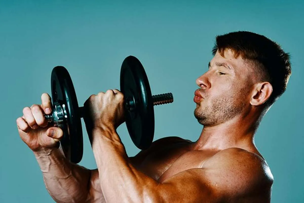 تی آر ایکس برای لاغری مناسب است یا بدنسازی؟-trx لاغر میکند یا بدنسازی-پارسی پودر وبلاگ معتبر ورزش و بدنسازی
