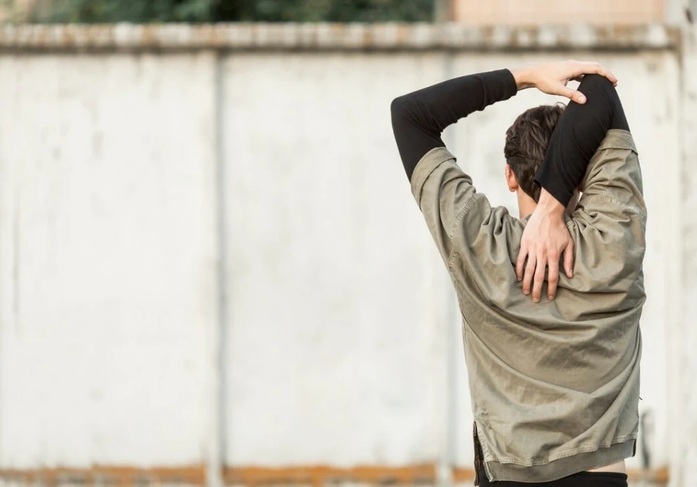 درمان قوز کمر با بدنسازی