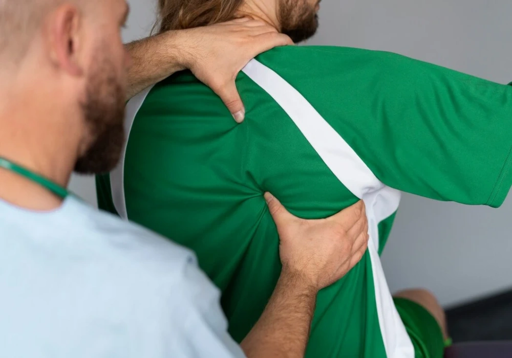 درمان قوز کمر با بدنسازی