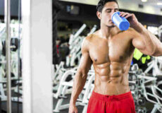 man drinking shake gym supplements گلوتامین : فواید ، کاربرد ها و عوارض جانبی پارسی پودر
